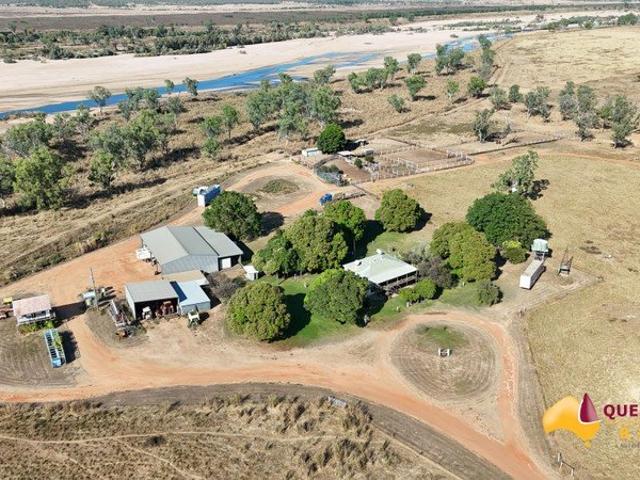 Cottage for sale in Georgetown, Queensland