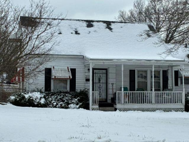 House for sale in Louisville, Jefferson County