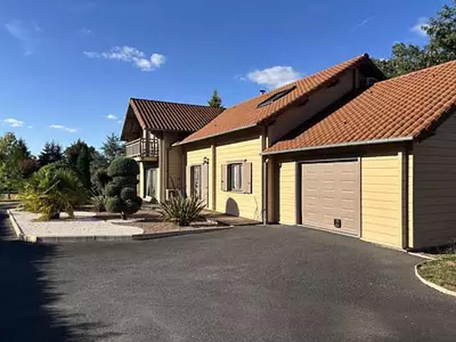 Maison vente à Bellac, Blanzac