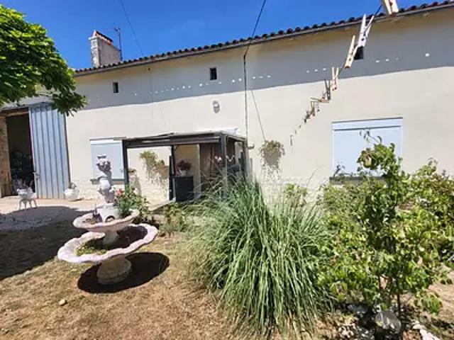 Maison vente à Montmorillon, Blanzay