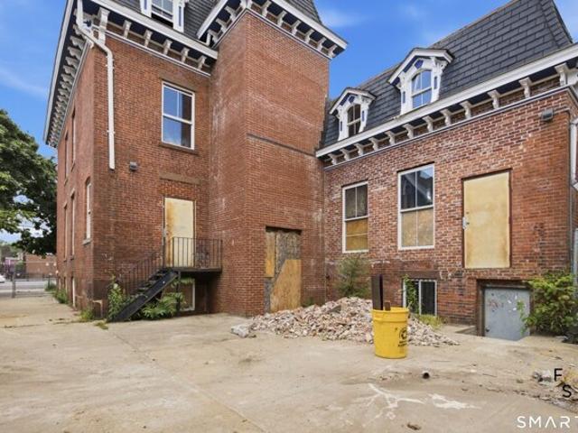 House for sale in New Haven, Connecticut
