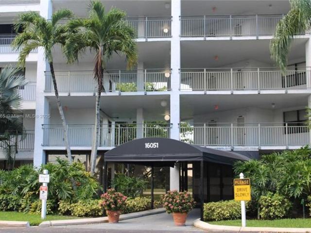 Condo for sale in Weston
