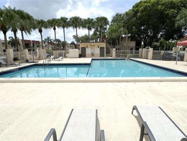 Condo for sale in Weston