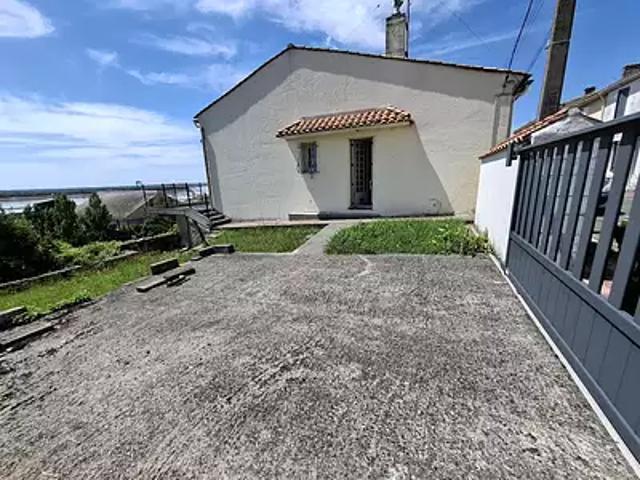 Maison vente à Blaye, Cité La Cave