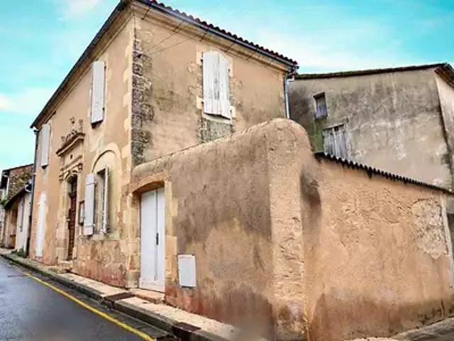 Immeuble vente à Blaye, Cité La Cave