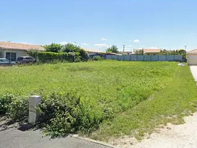 Terrain vente à France métropolitaine, Blaye