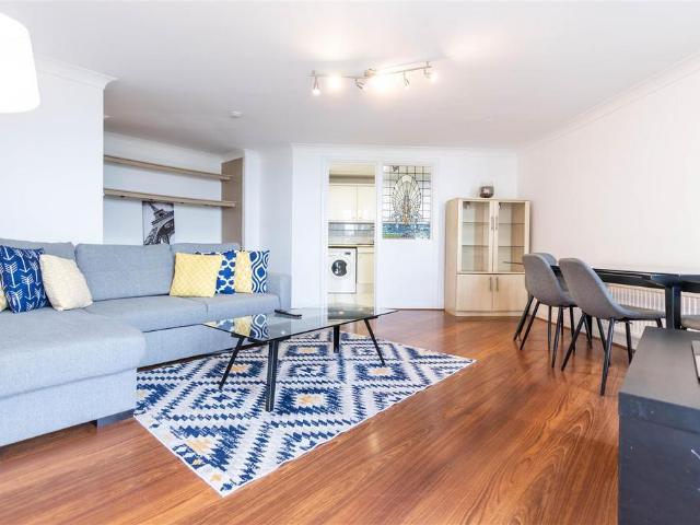 Apartment for rent in St. John's Wood, Greater London