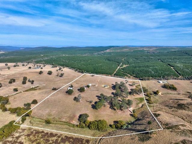 Cottage for sale in Burraga, New South Wales
