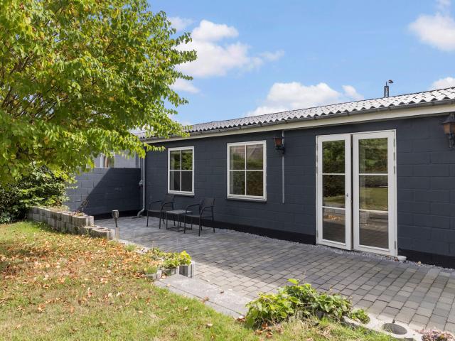 Villa til salg i Aakirkeby, Brøndby