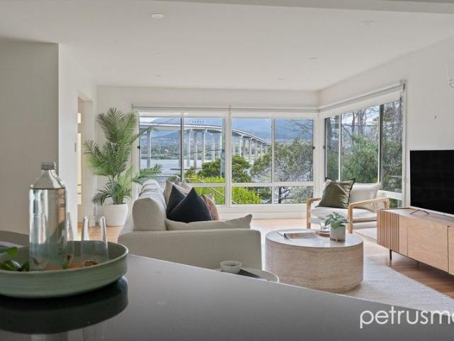 House for sale in Rose Bay, Tasmania