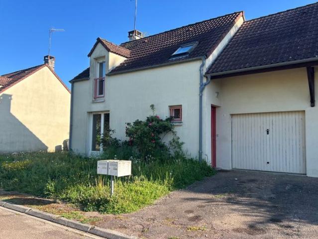 Maison vente à Auxerre, Bléneau