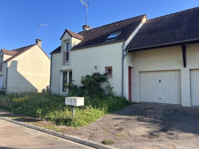 Maison location à Auxerre, Bléneau
