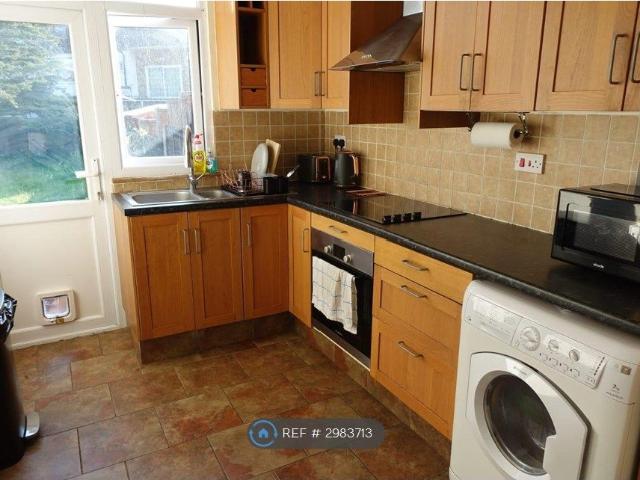 Room for rent in Gants Hill, Greater London