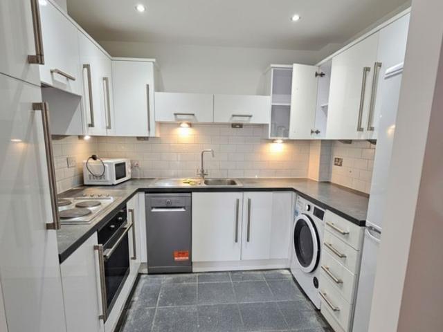 Apartment for rent in London Borough of Hounslow, Osterley