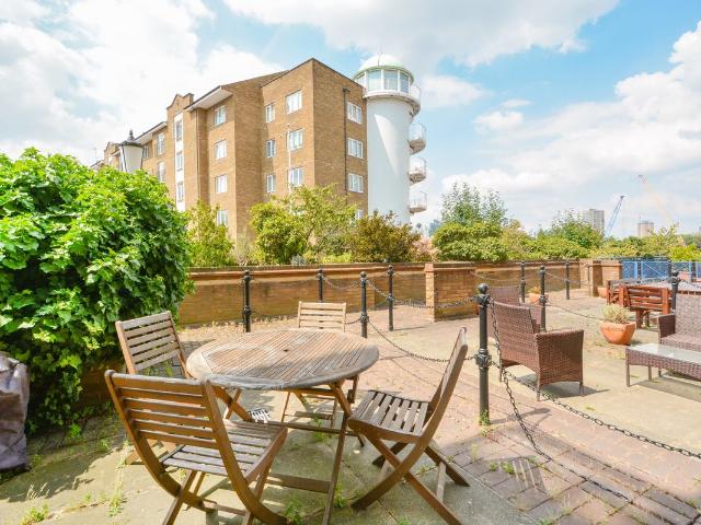 Studio for rent in Rotherhithe, Greater London