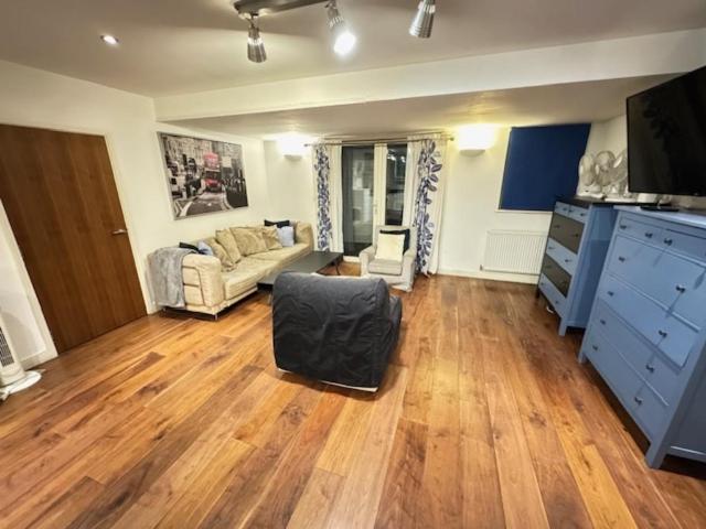 House for rent in East Greenwich, Greater London