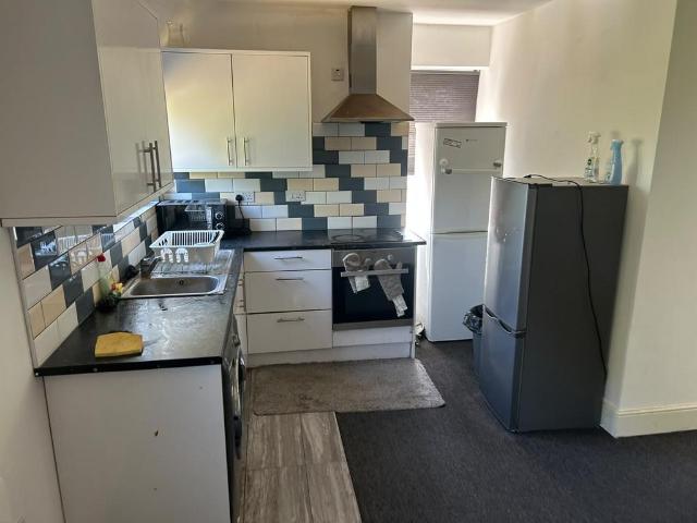 Apartment for rent in London Borough of Croydon, Purley