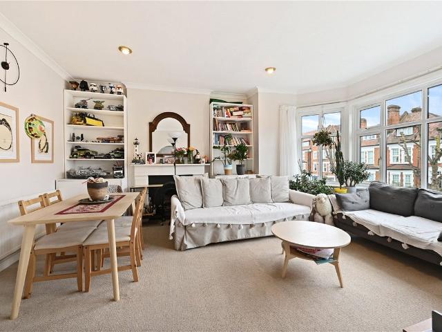 Apartment for rent in Cricklewood, Isle Of Man