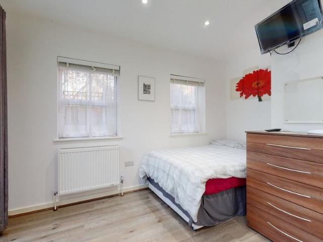 Apartment for rent in Cricklewood, Greater London