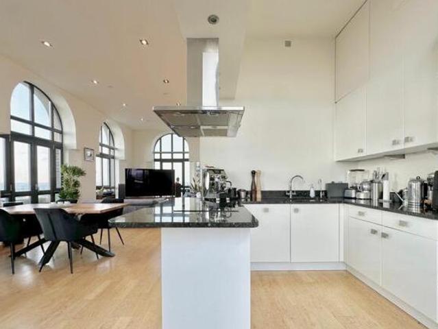 House for sale in Radlett, Hertsmere