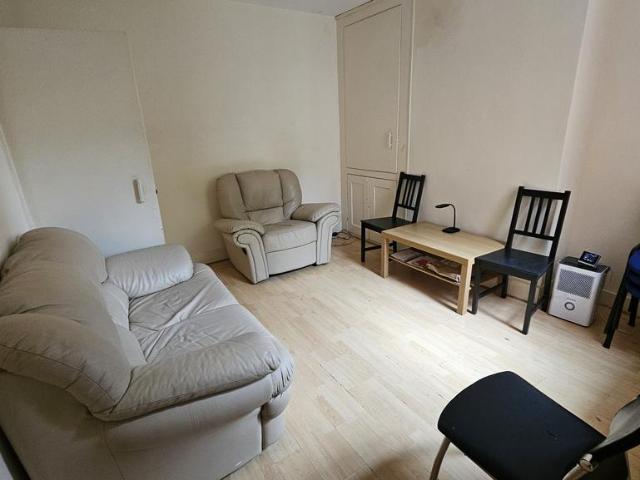 House for rent in Newtown, Reading