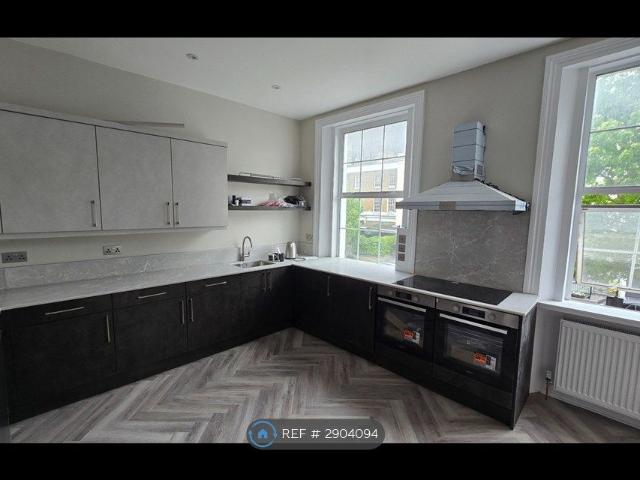 Room for rent in St. John's Wood, Isle Of Man