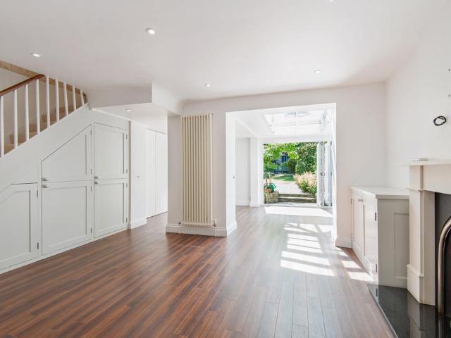 House for rent in St. John's Wood, Greater London