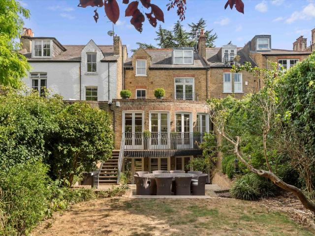 House for rent in Clapham Junction, Greater London