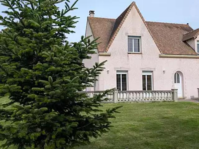 Maison vente à Loches, Bléré