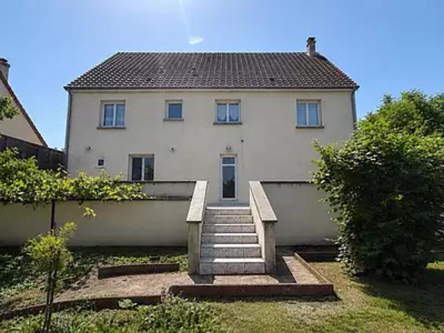 Maison vente à Loches, Bléré