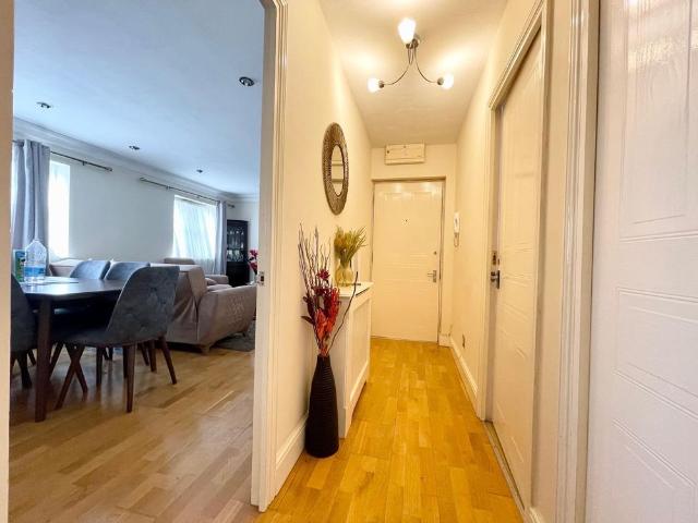 Apartment for rent in Barking, Scrattons Farm