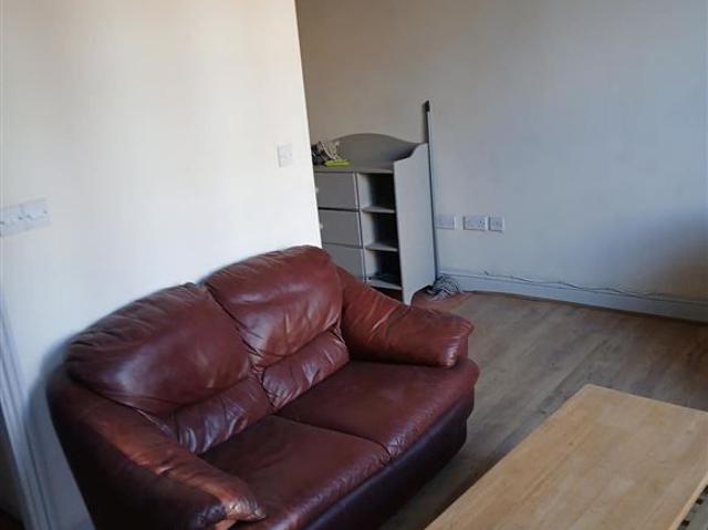 Apartment to rent in Bluebell, North Tipperary
