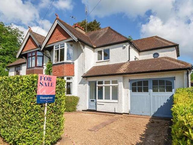 House for sale in Hillview, Surrey