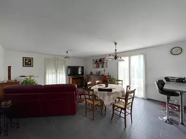 Maison location à En Villeneuve, Bletterans