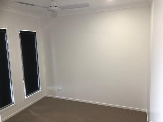 Room for rent in Kings Creek, Queensland