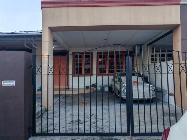 Terraced House for sale in Kuching