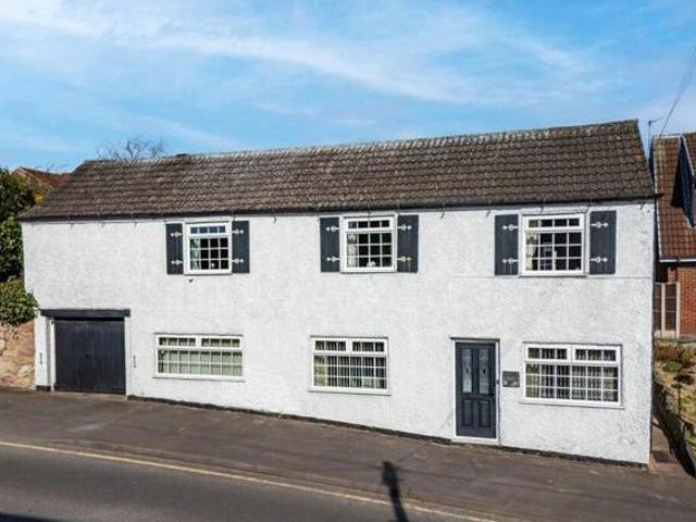 House for sale in Potters Corner, East Midlands