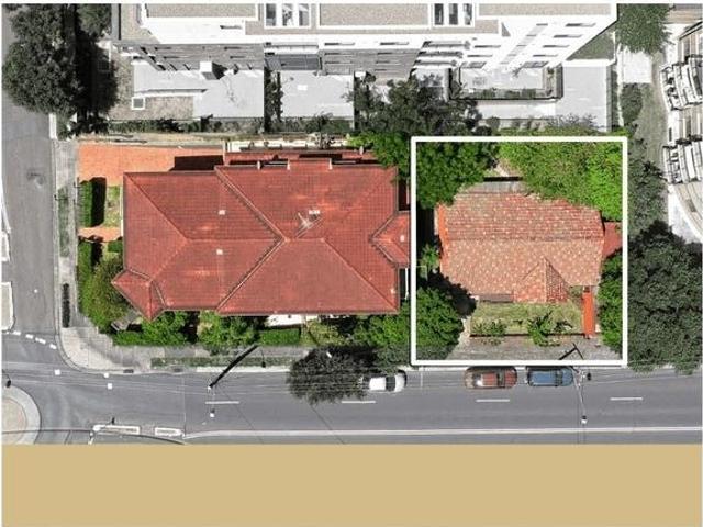 House for sale in Burwood