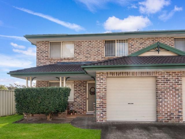 House for rent in Parafield Gardens, Adelaide