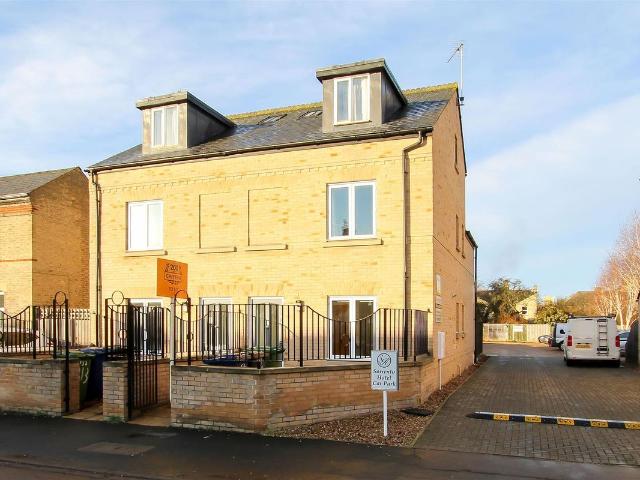 Room for rent in Romsey, Cambridge