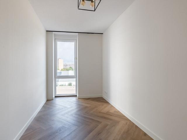 Appartement te huur in Middelwatering, Capelle Aan Den Ijssel