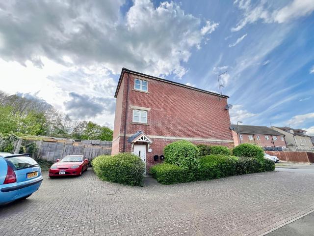 Apartment for rent in Briar Hill, Northampton