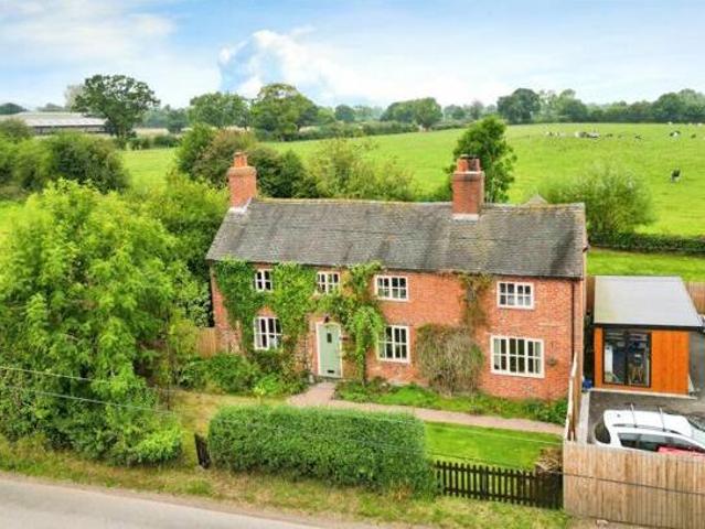 House for sale in Chadsmoor, Staffordshire