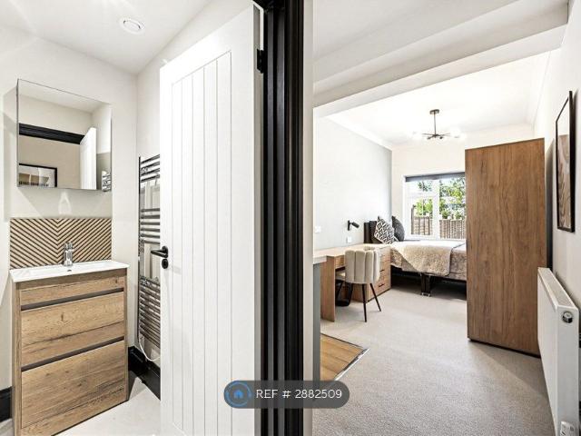 Room for rent in Abbey Wood, Greater London