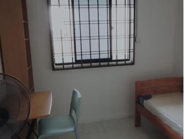 Room for rent in Telok Blangah
