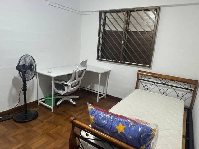 Room for rent in Telok Blangah