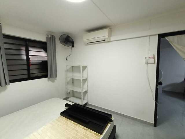 Room for rent in Telok Blangah