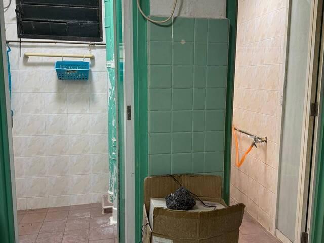 Room for rent in Telok Blangah