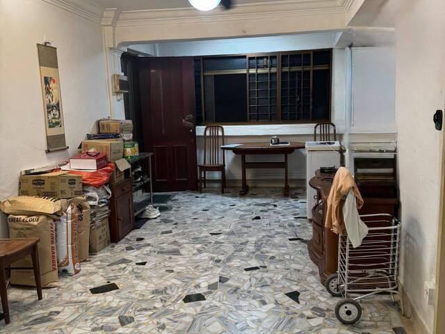 Room for rent in Telok Blangah