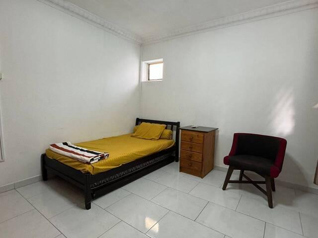 Room for rent
